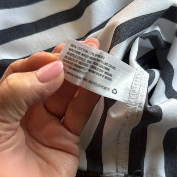 Black & White Vertical Striped Long Sleeved Blouse Top Tunic Sz S “Oversized” - Picture 6 of 13